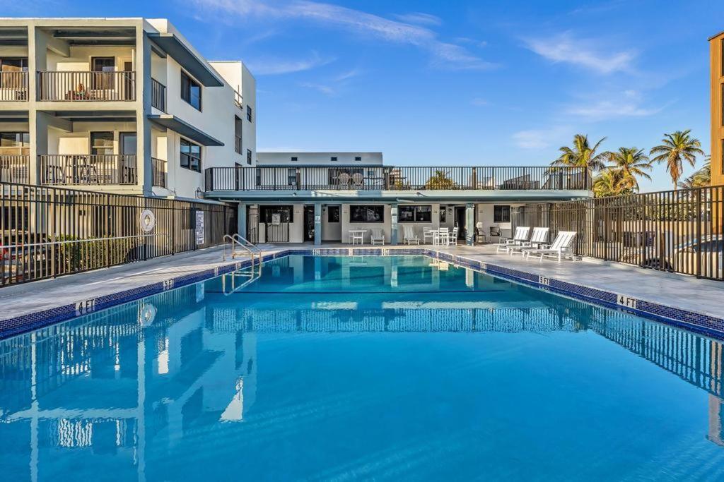 Beachfront & Pool Near Marriott Hollywood Beach Exterior foto